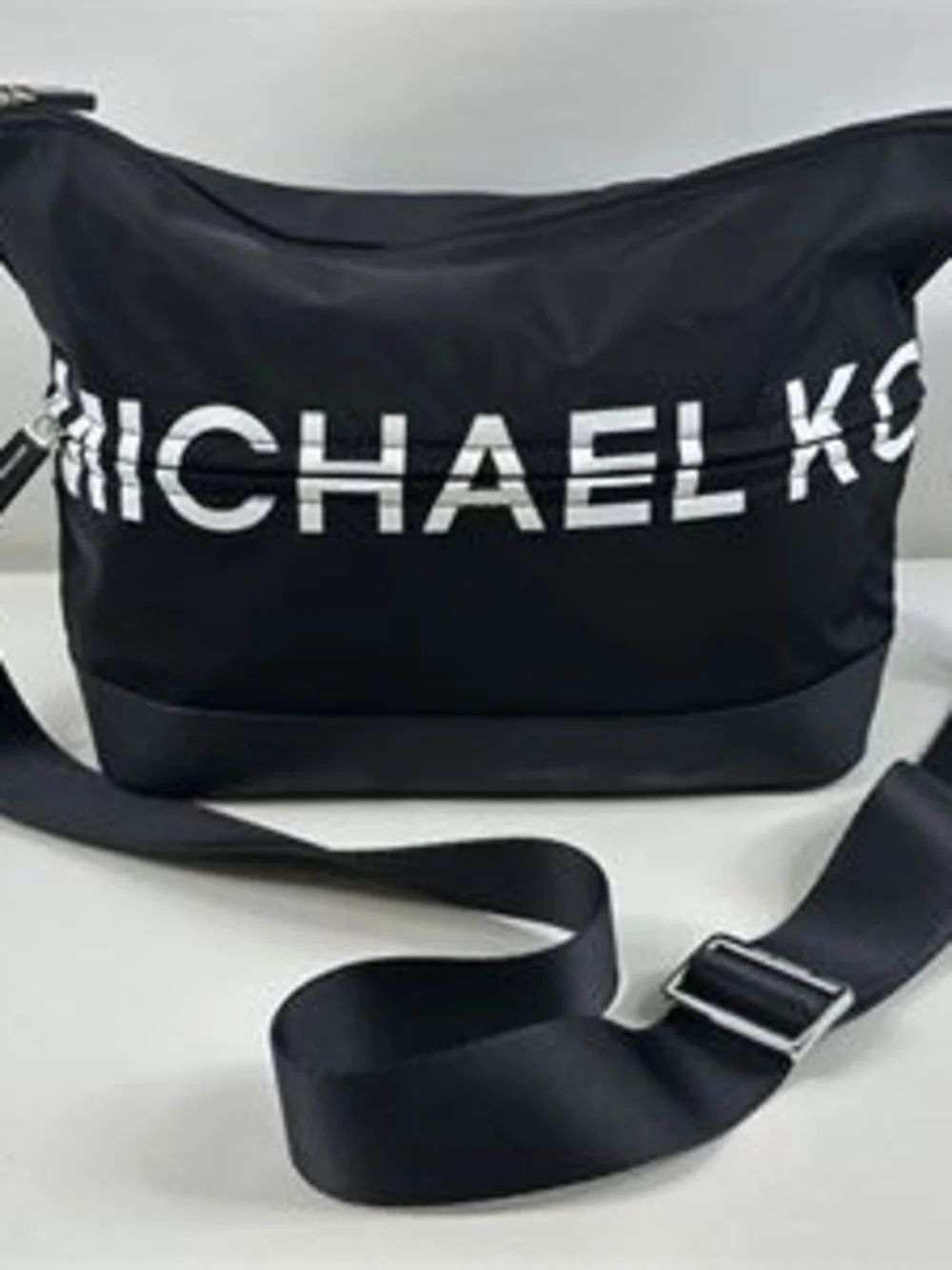 MICHAEL KORS KENLY Crossbody Bag (NWT)